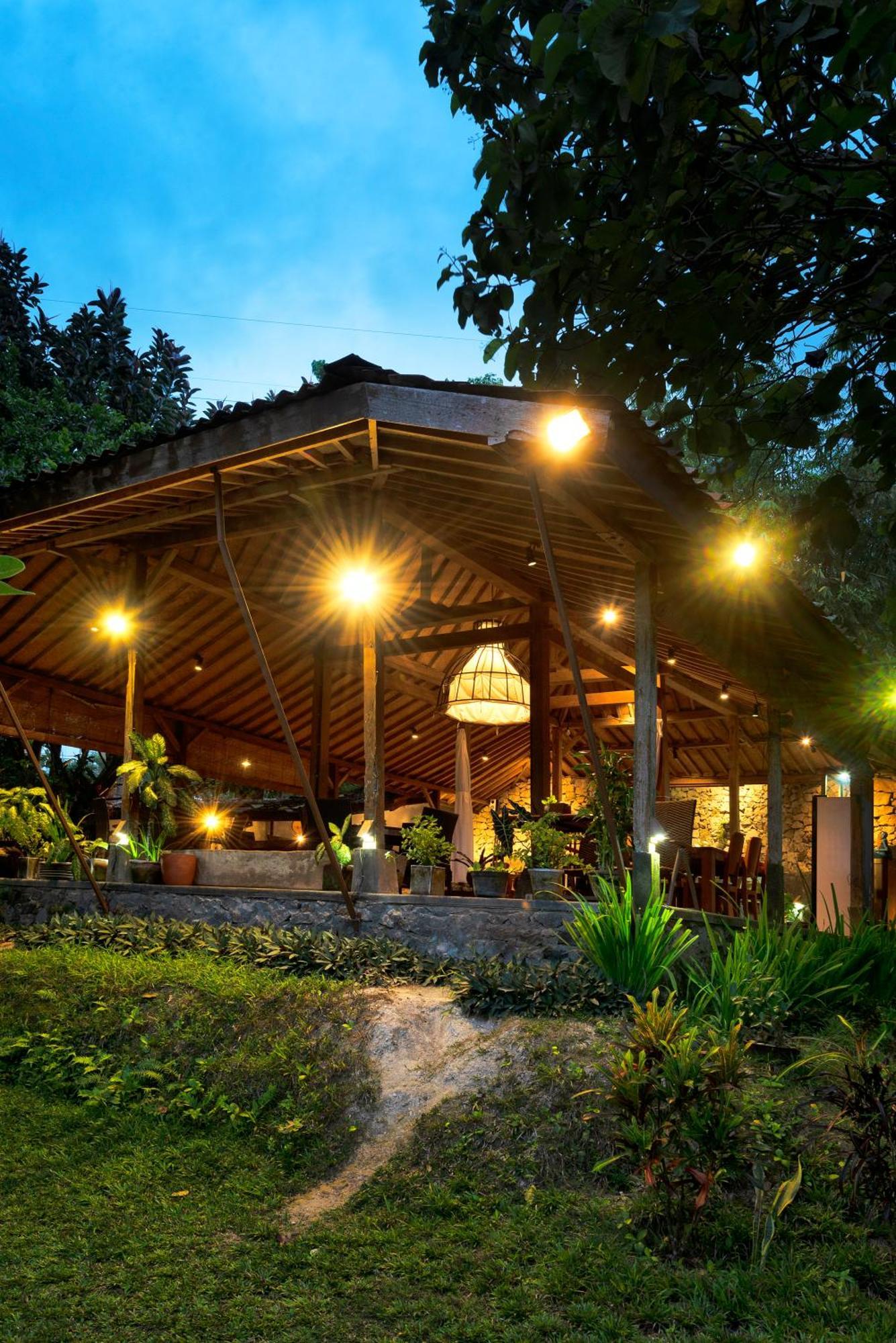 Villa Blue Steps Yogyakarta Kültér fotó