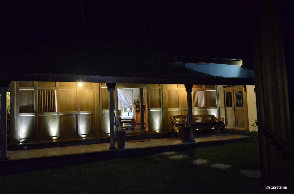 Villa Blue Steps Yogyakarta Kültér fotó